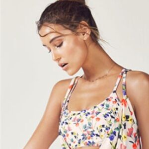 L | Elaine Sports Bra